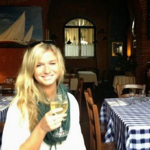 Meet your Posher, Avery